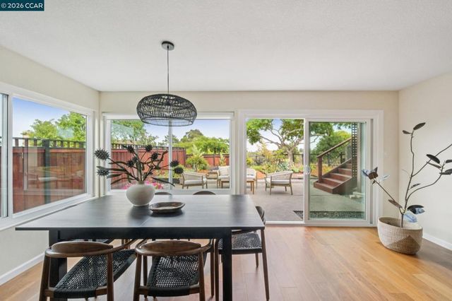 203 Radnor Court, Benicia, CA 94510
