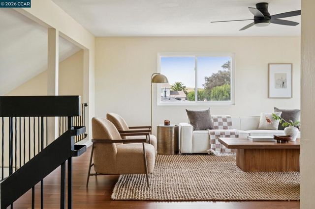 203 Radnor Court, Benicia, CA 94510