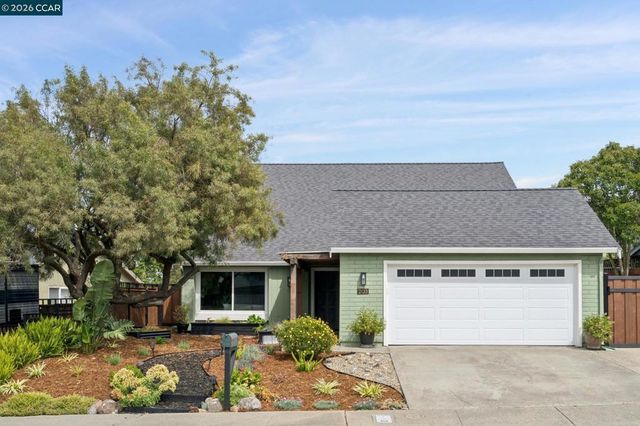 203 Radnor Court, Benicia, CA 94510