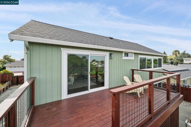 203 Radnor Court, Benicia, CA 94510