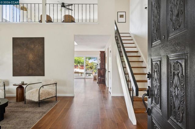 203 Radnor Court, Benicia, CA 94510