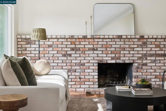 203 Radnor Court, Benicia, CA 94510