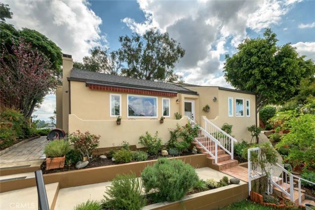 1404 Corona Drive, Glendale, CA 91205