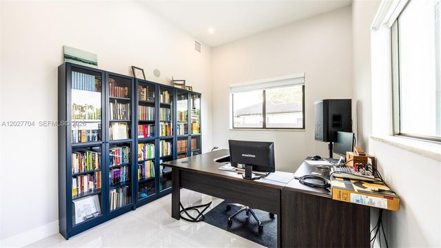 11450 SW 59th Ter 0, Miami, FL 33173