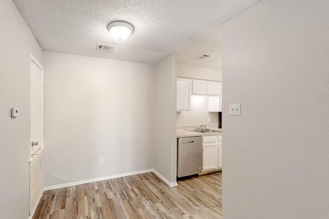 9696 Walnut Street 1402, Dallas, TX 75243