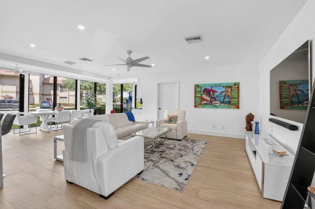 19355 Sabal Lake Drive 5031, Boca Raton, FL 33434