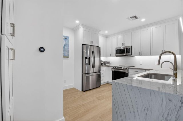 19355 Sabal Lake Drive 5031, Boca Raton, FL 33434