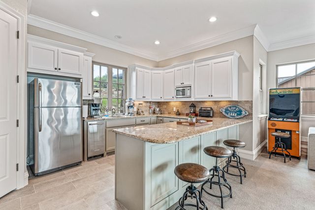 1007 Wax Wing Cove, Graford, TX 76449