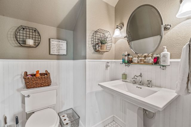 1007 Wax Wing Cove, Graford, TX 76449