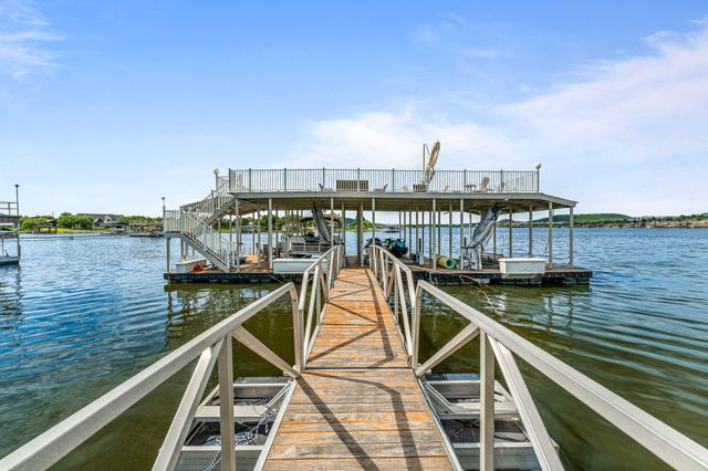 1007 Wax Wing Cove, Graford, TX 76449