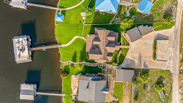 1007 Wax Wing Cove, Graford, TX 76449