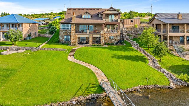 1007 Wax Wing Cove, Graford, TX 76449