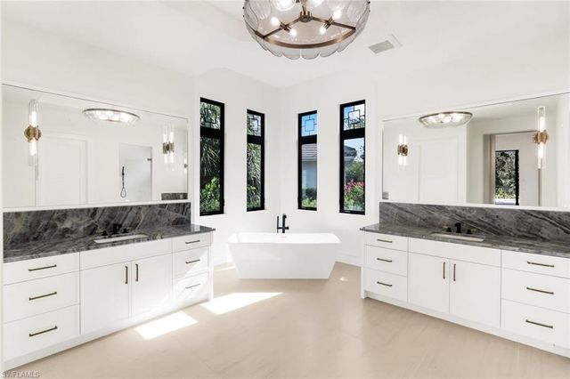 3891 Brynwood DR, Naples, FL 34119