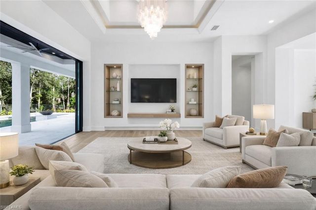 3891 Brynwood DR, Naples, FL 34119