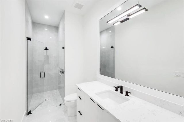 3891 Brynwood DR, Naples, FL 34119