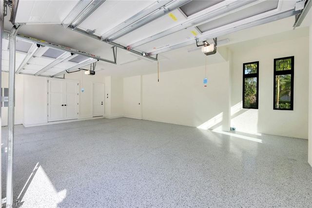 3891 Brynwood DR, Naples, FL 34119