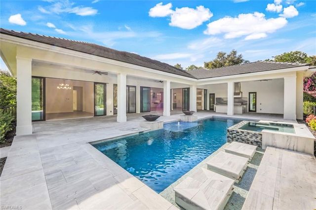 3891 Brynwood DR, Naples, FL 34119