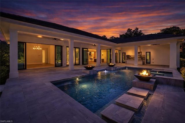 3891 Brynwood DR, Naples, FL 34119