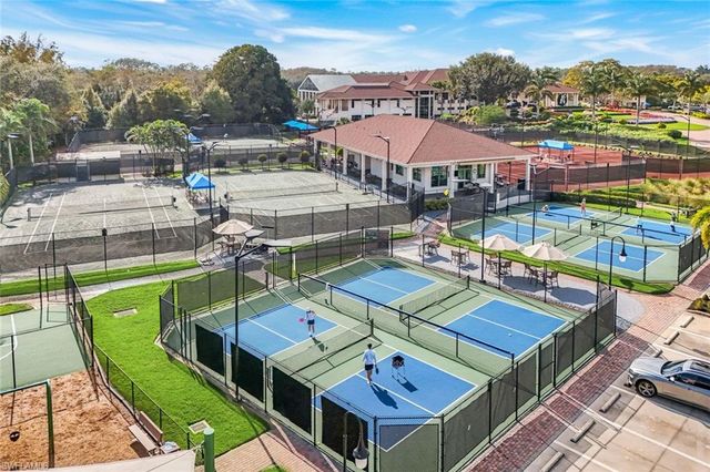 3891 Brynwood DR, Naples, FL 34119