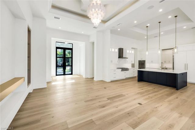 3891 Brynwood DR, Naples, FL 34119