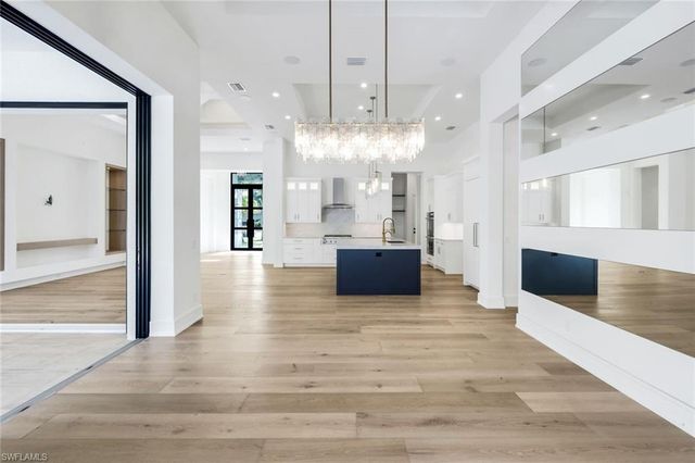 3891 Brynwood DR, Naples, FL 34119