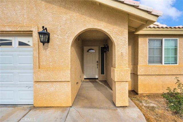 9589 Conicera Court, Phelan, CA 92371