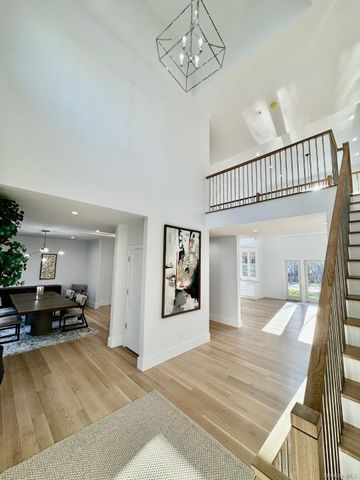 69 Jagger Lane, Westhampton, NY 11977