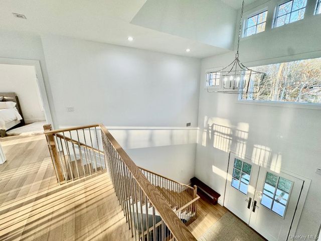 69 Jagger Lane, Westhampton, NY 11977