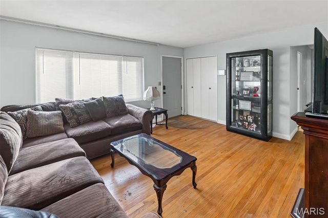 125 Chevy Chase Drive, Belleville, IL 62223