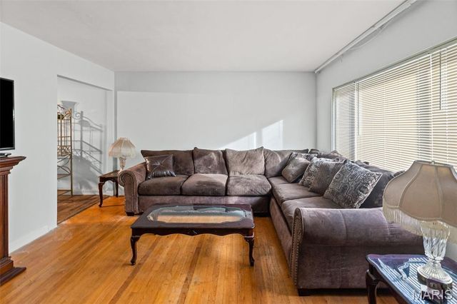 125 Chevy Chase Drive, Belleville, IL 62223