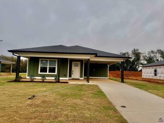 107 Weeping Willow Way, Vienna, GA 31092