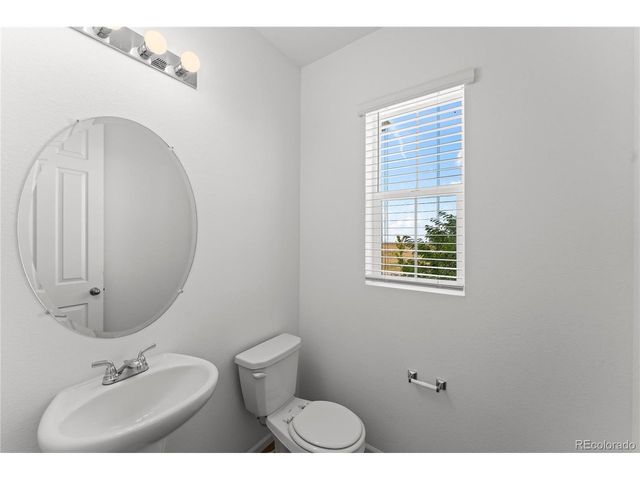 24223 E 41st Ave, Aurora, CO 80019