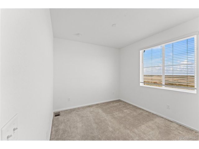 24223 E 41st Ave, Aurora, CO 80019
