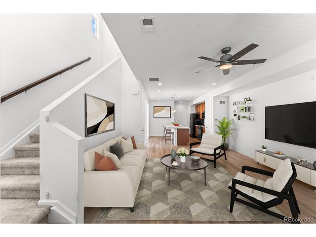 24223 E 41st Ave, Aurora, CO 80019