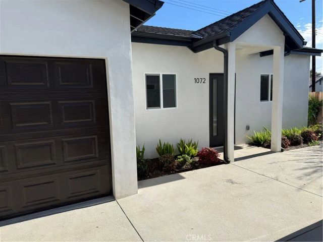1072 N Vinedo Avenue, Pasadena, CA 91107