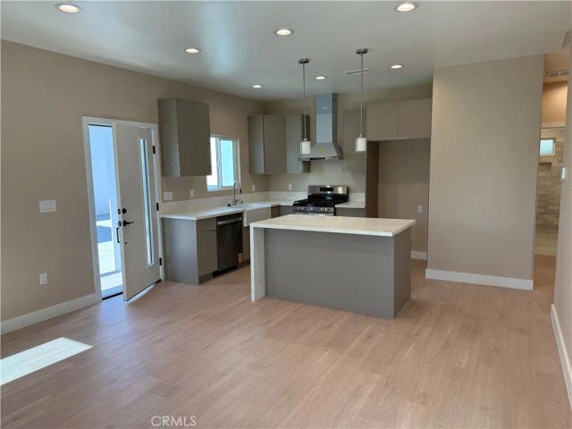 1072 N Vinedo Avenue, Pasadena, CA 91107
