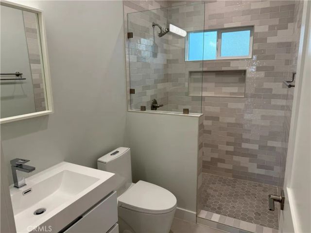 1072 N Vinedo Avenue, Pasadena, CA 91107