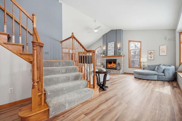 518 Pamela Lane, Hudson, WI 54016