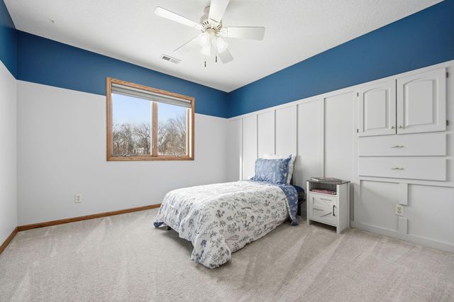 518 Pamela Lane, Hudson, WI 54016