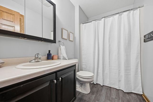 518 Pamela Lane, Hudson, WI 54016