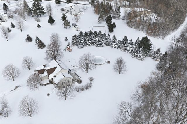 518 Pamela Lane, Hudson, WI 54016