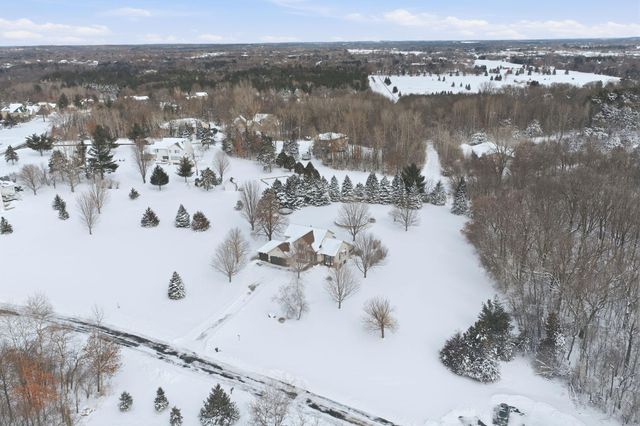 518 Pamela Lane, Hudson, WI 54016