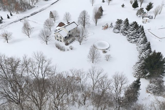 518 Pamela Lane, Hudson, WI 54016