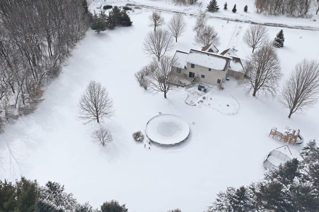 518 Pamela Lane, Hudson, WI 54016