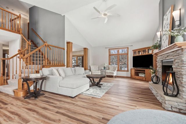 518 Pamela Lane, Hudson, WI 54016