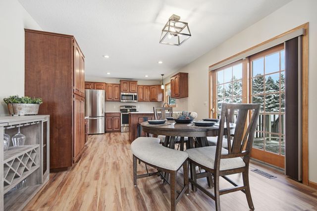 518 Pamela Lane, Hudson, WI 54016