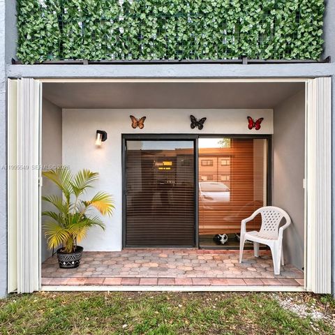 7423 SW 152ND AVE 10-103, Miami, FL 33193