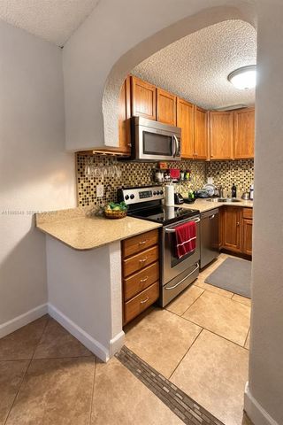 7423 SW 152ND AVE 10-103, Miami, FL 33193