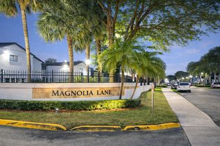 7423 SW 152ND AVE 10-103, Miami, FL 33193