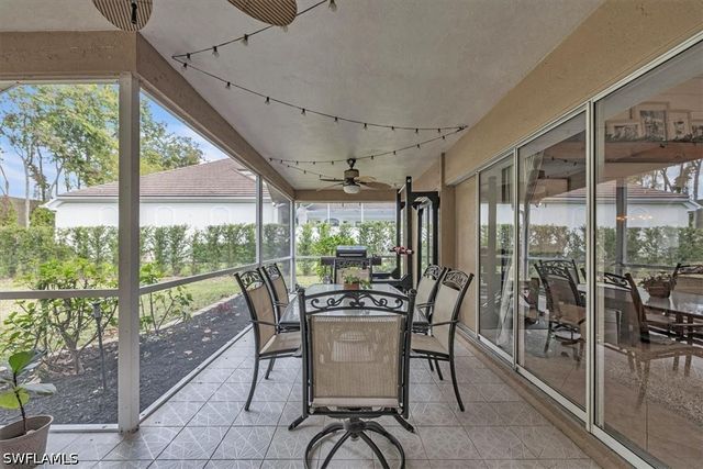 488 Henley DR, Naples, FL 34104